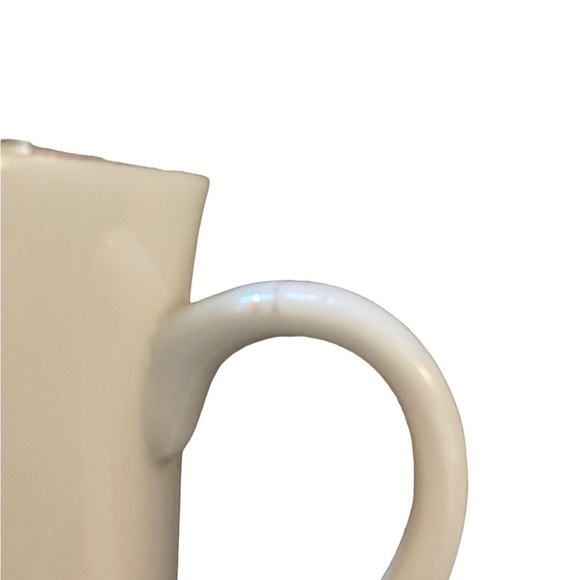 Otigiri white porcelain kitten and ballet slipper mug - Picture 6 of 7